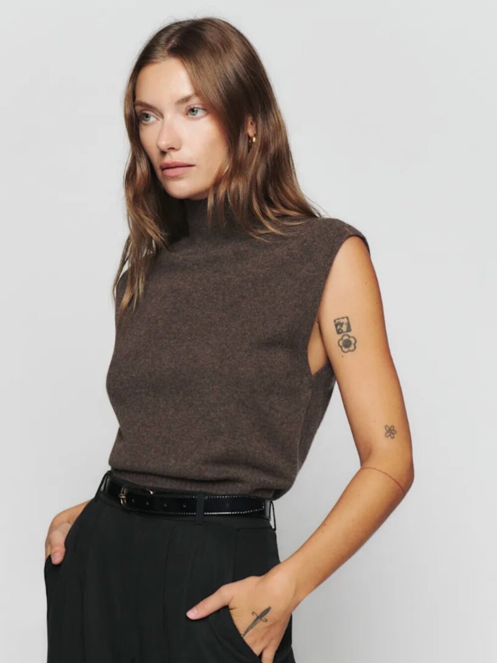 Reformation Arco Cashmere Sleeveless Turtleneck Sweater Brown - Size L